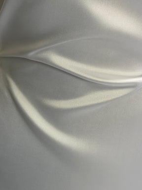 Weiße Seidenmischung Soft Mikado - P608
