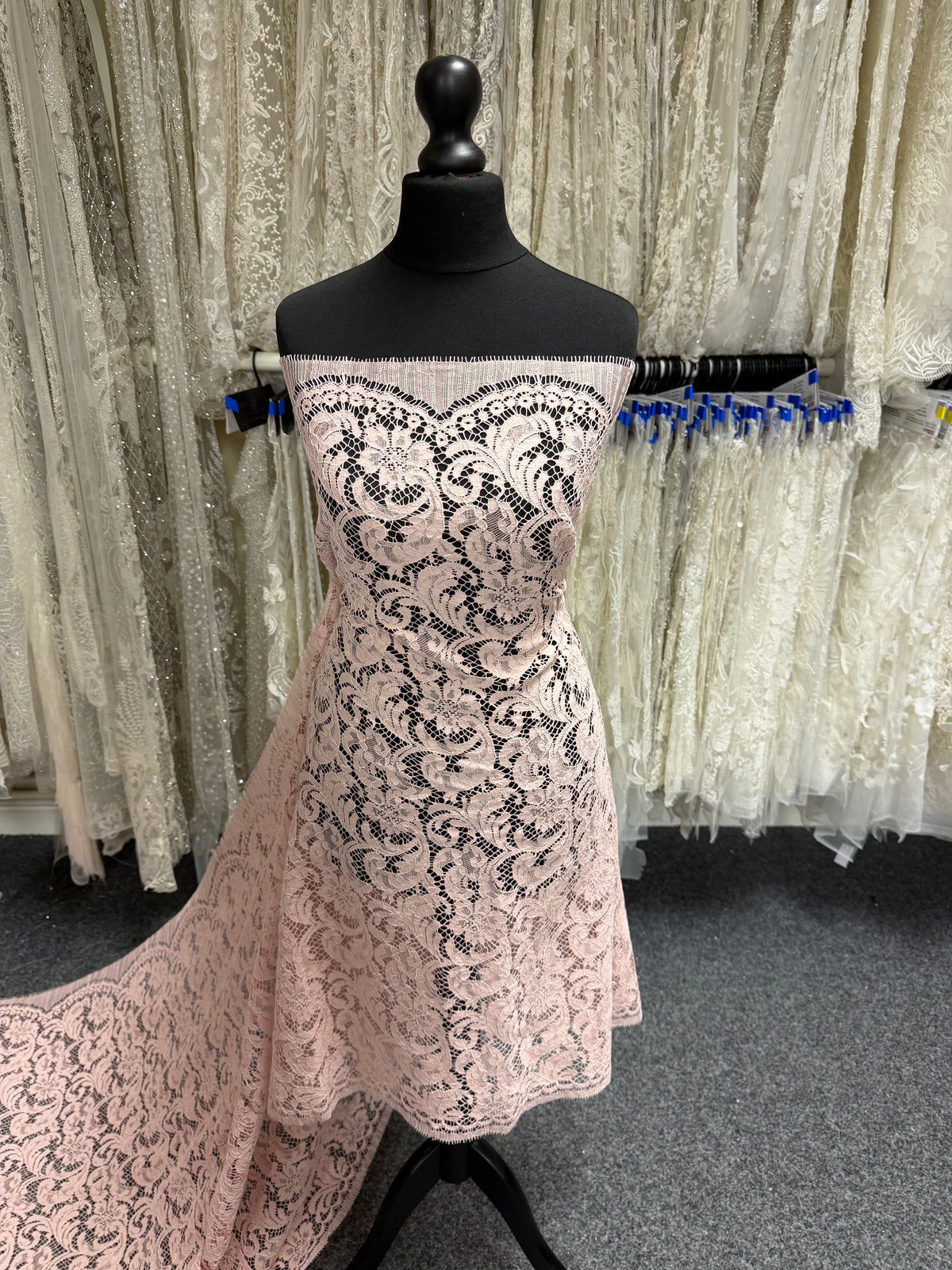 Pink Chantilly Lace - P244