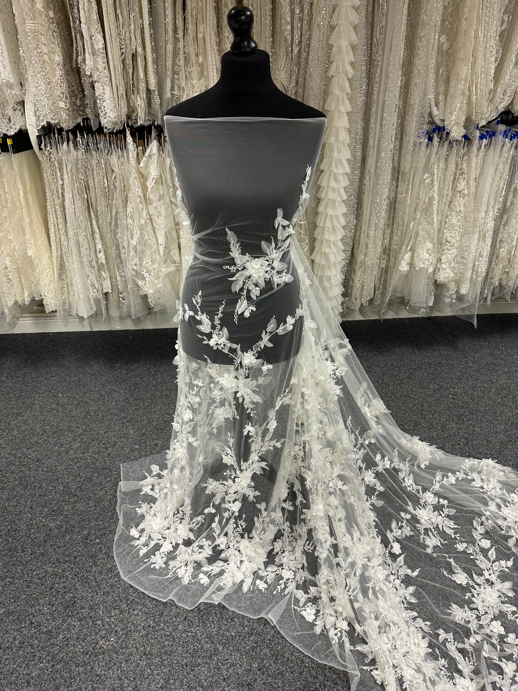 Ivory 3D Flower Lace - Oktober