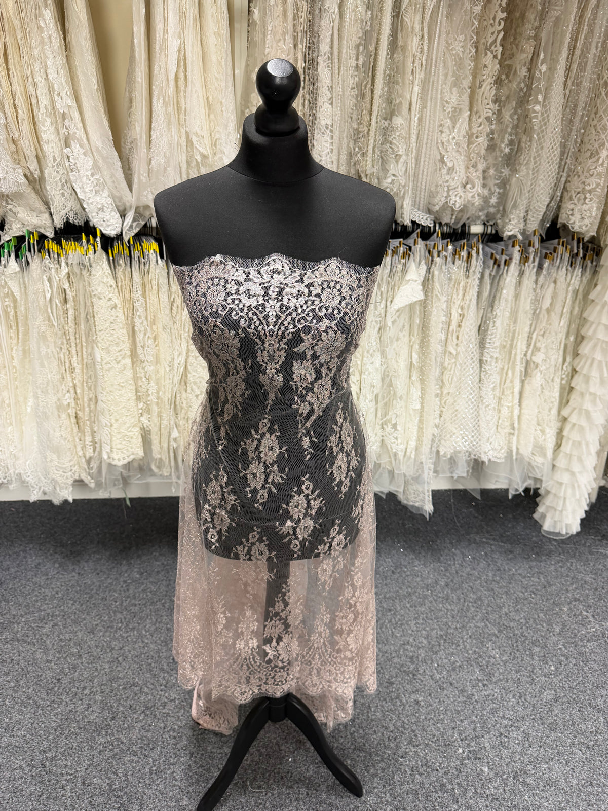 Dusty Rose French Metallic Lace - LA2003