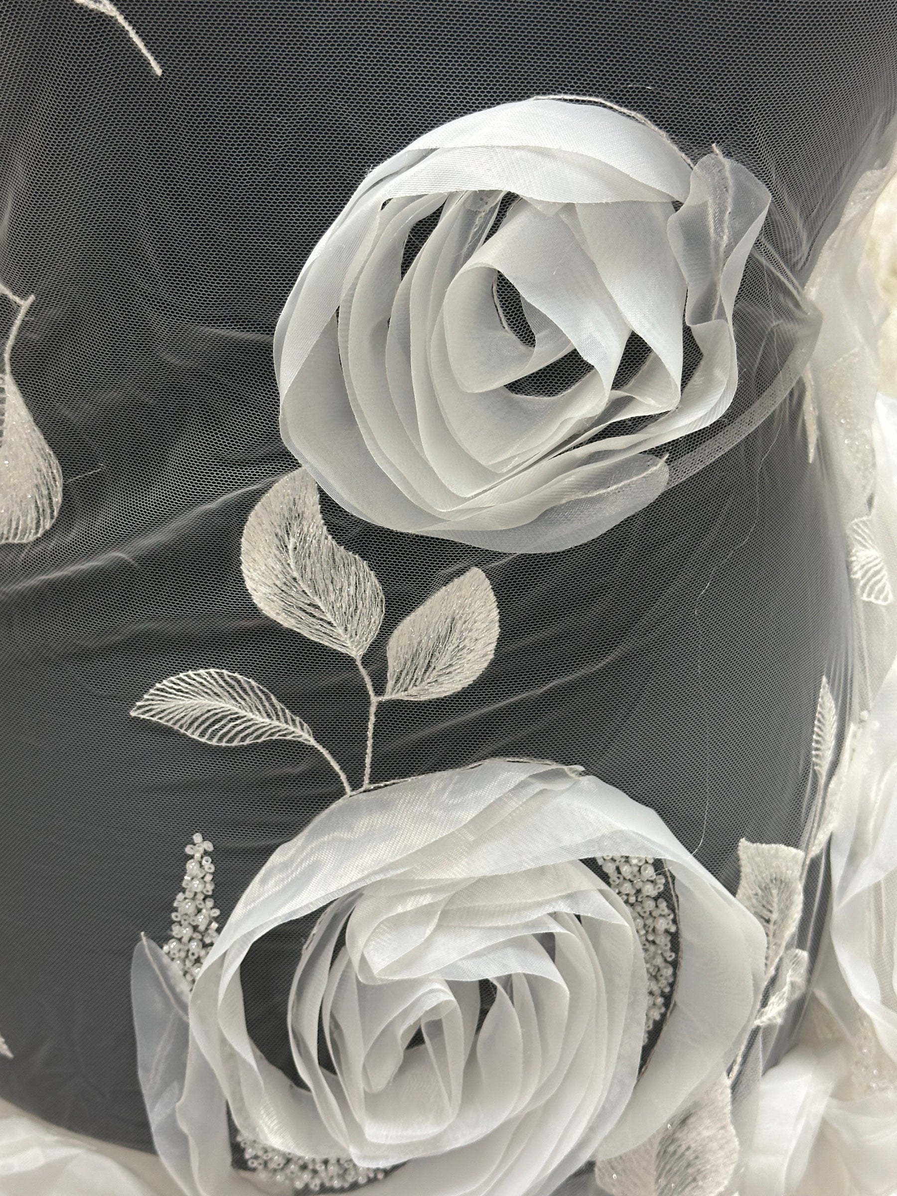 Elfenbeinfarbene 3D-gestickte Spitze – Asalla 