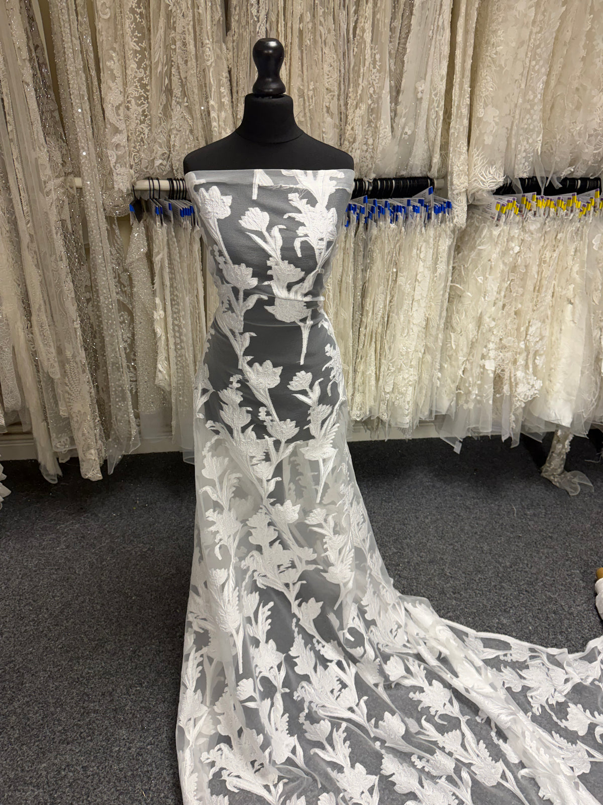 Elfenbein Jacquard Coupé Filé – Banks