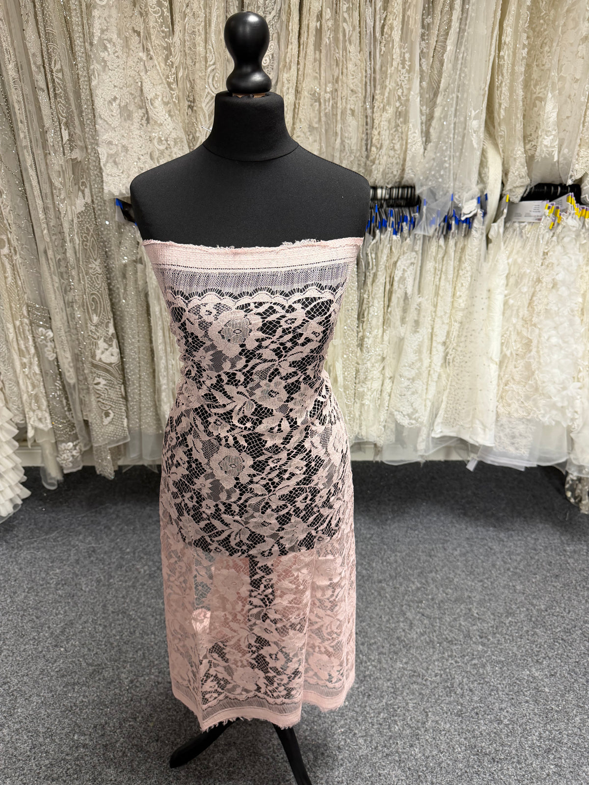 Antike Rose Seide Wolle Chantilly-Spitze - P269