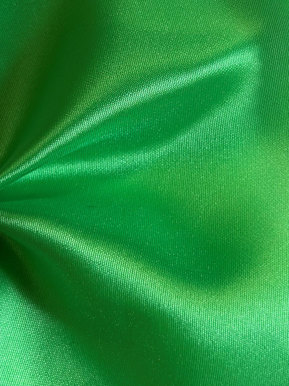 Amazonasgrüner Polyester-Taft – Walzer