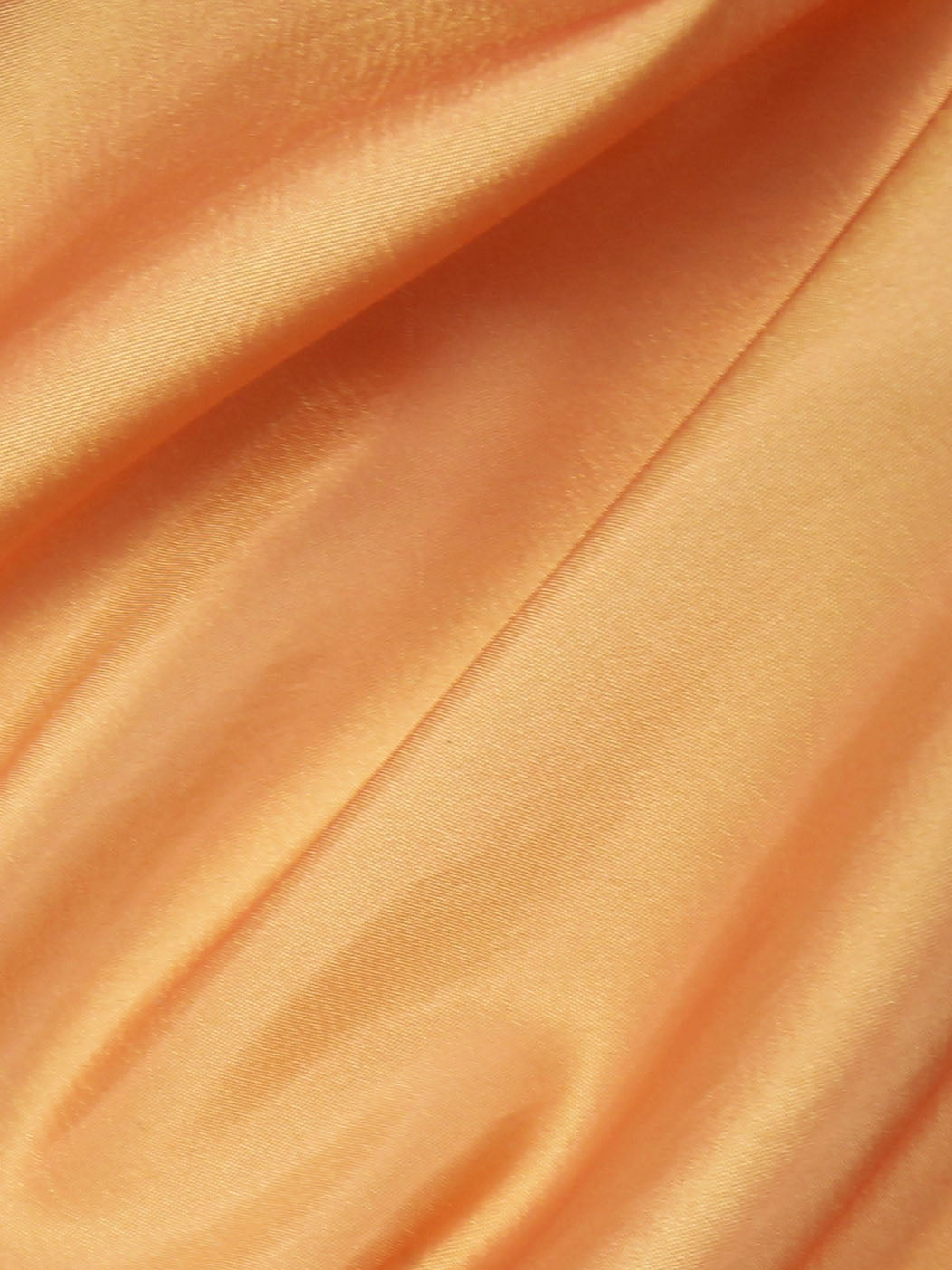 Aprikosenfarbener Poly/Nylon-Taft – Radiance