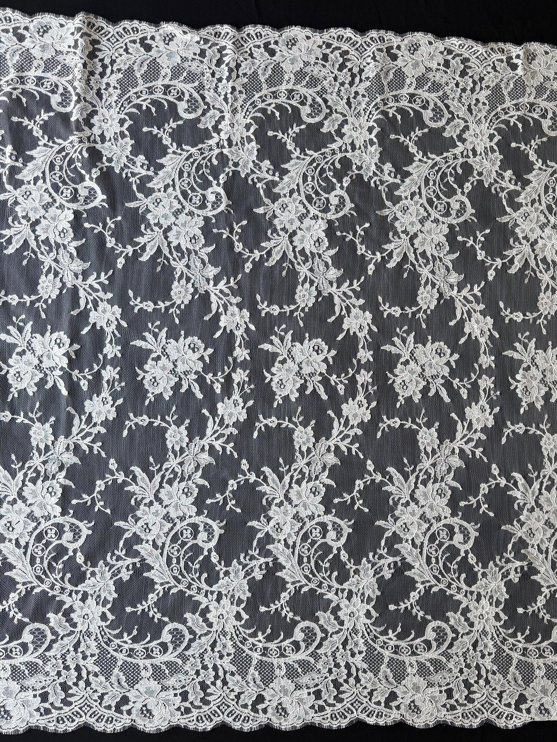 Elfenbein-Chantilly-Spitze - Banilto