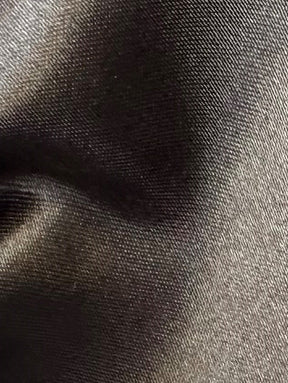 Schwarzer Polyester-Satin - Familie