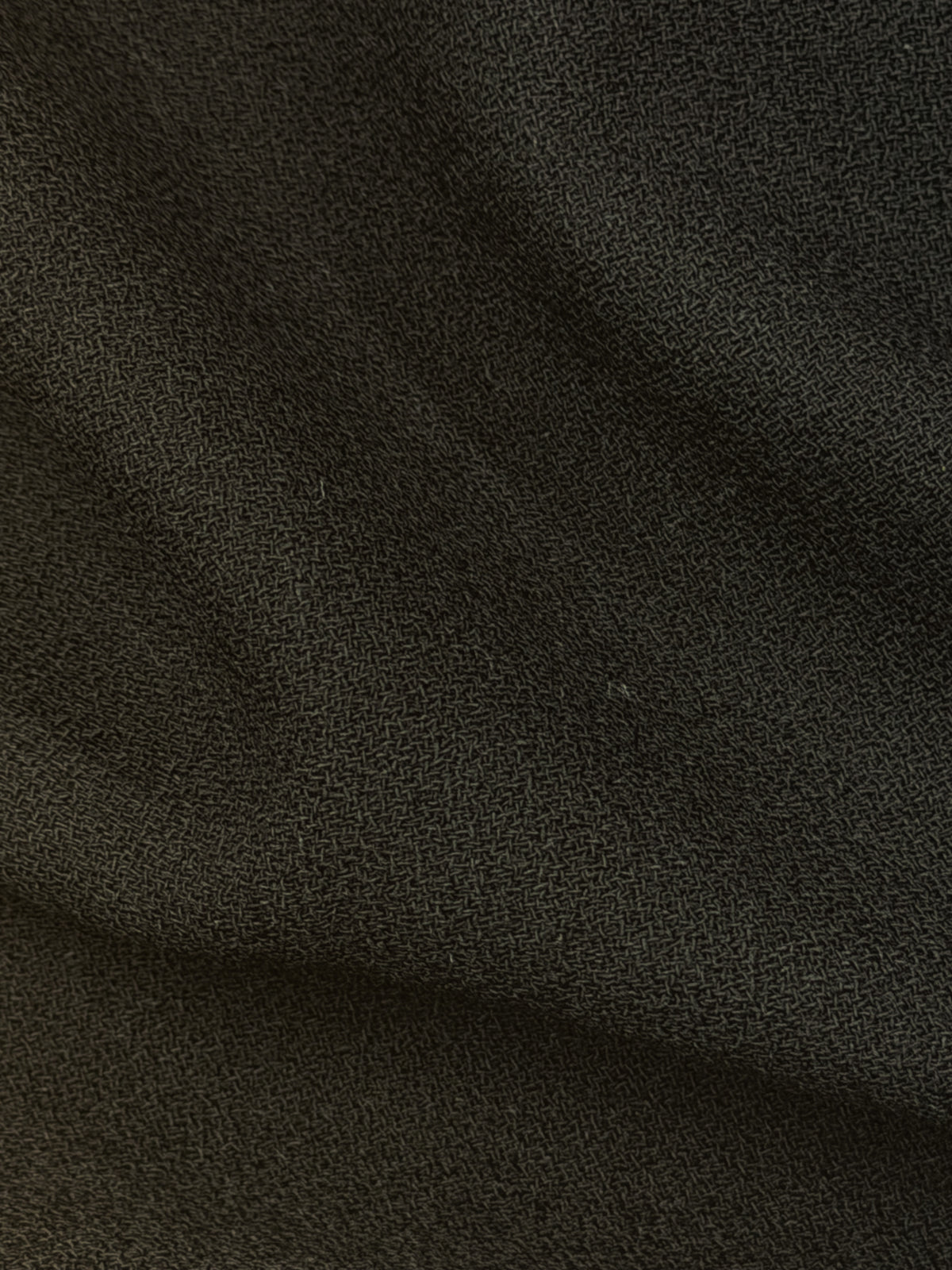 Schwarzer italienischer Wollkrepp - P640