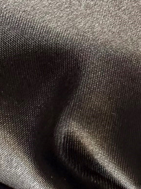 Schwarzer Polyester-Satin - Familie