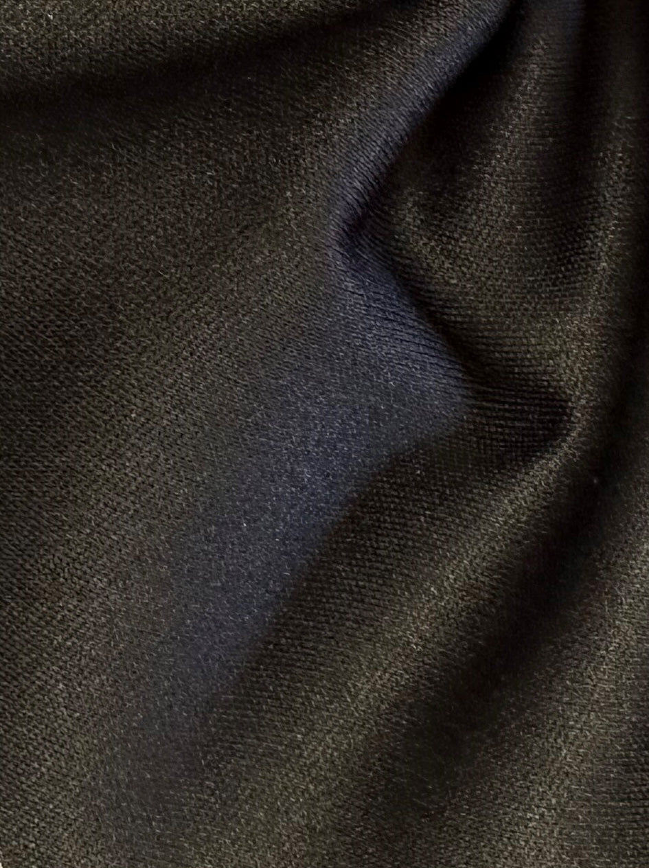 Schwarzer gestrickter Polyester-Futterstoff – Litauen