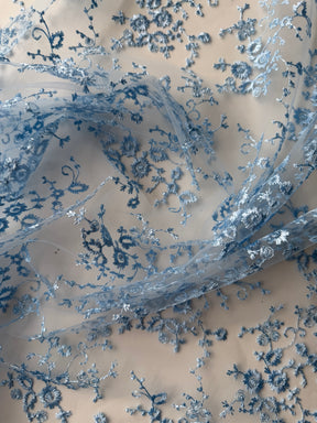 Himmelblau bestickte Spitze – P615