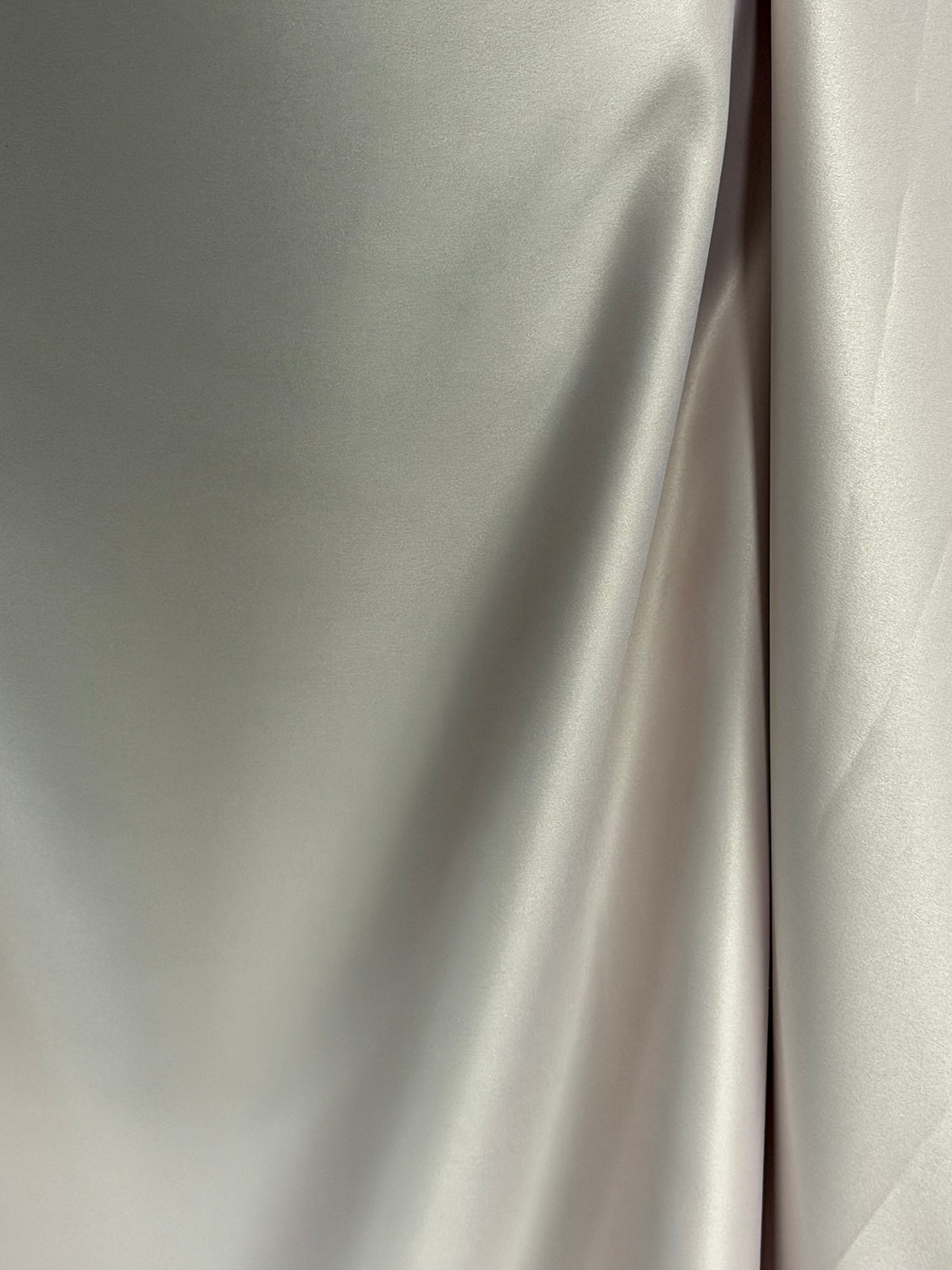 Altrosa Duchesse-Satin - P47