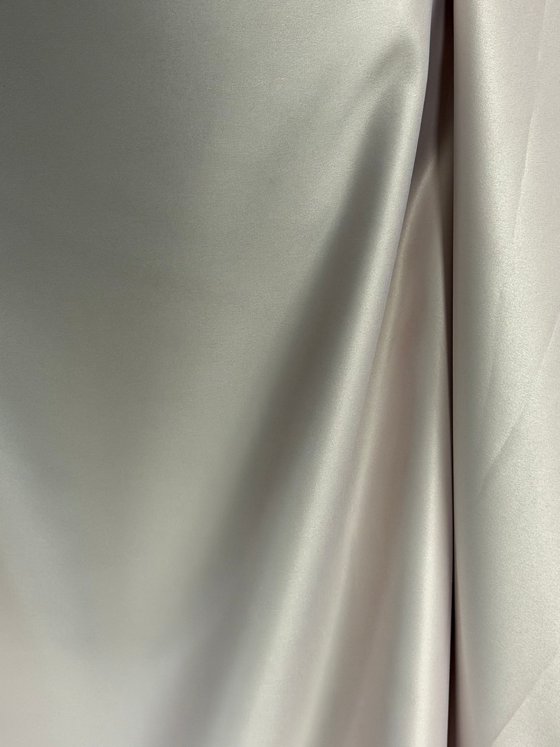 Altrosa Duchesse-Satin - P47