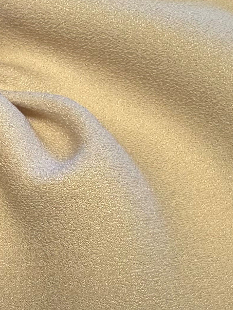 Champagnerfarbener Polyester-Krepp mit Satinrückseite – Nepal