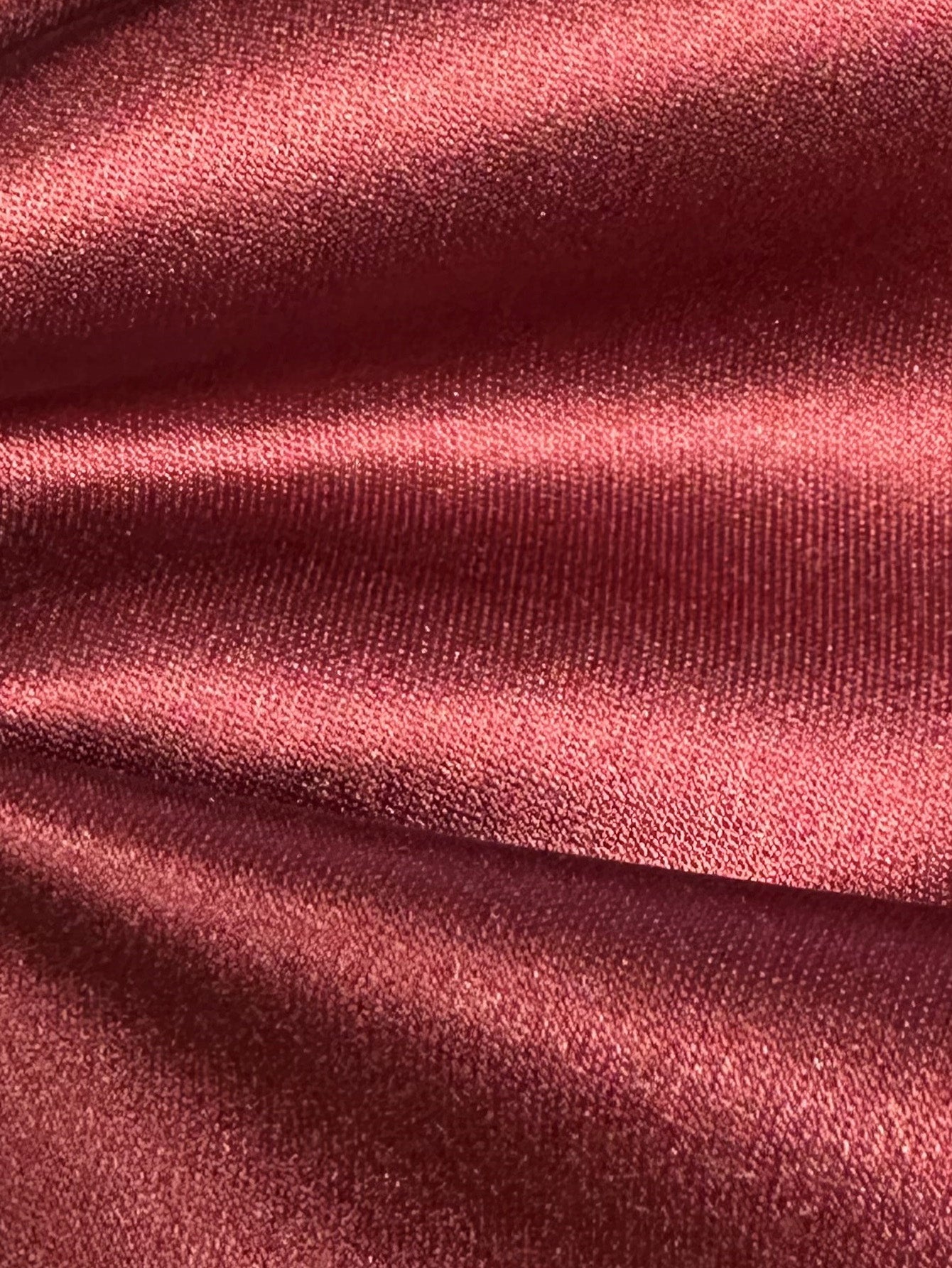 Weinroter Polyestersatin - Kanada