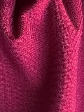 Weinroter Polyester-Stretch-Jersey – Rumänien