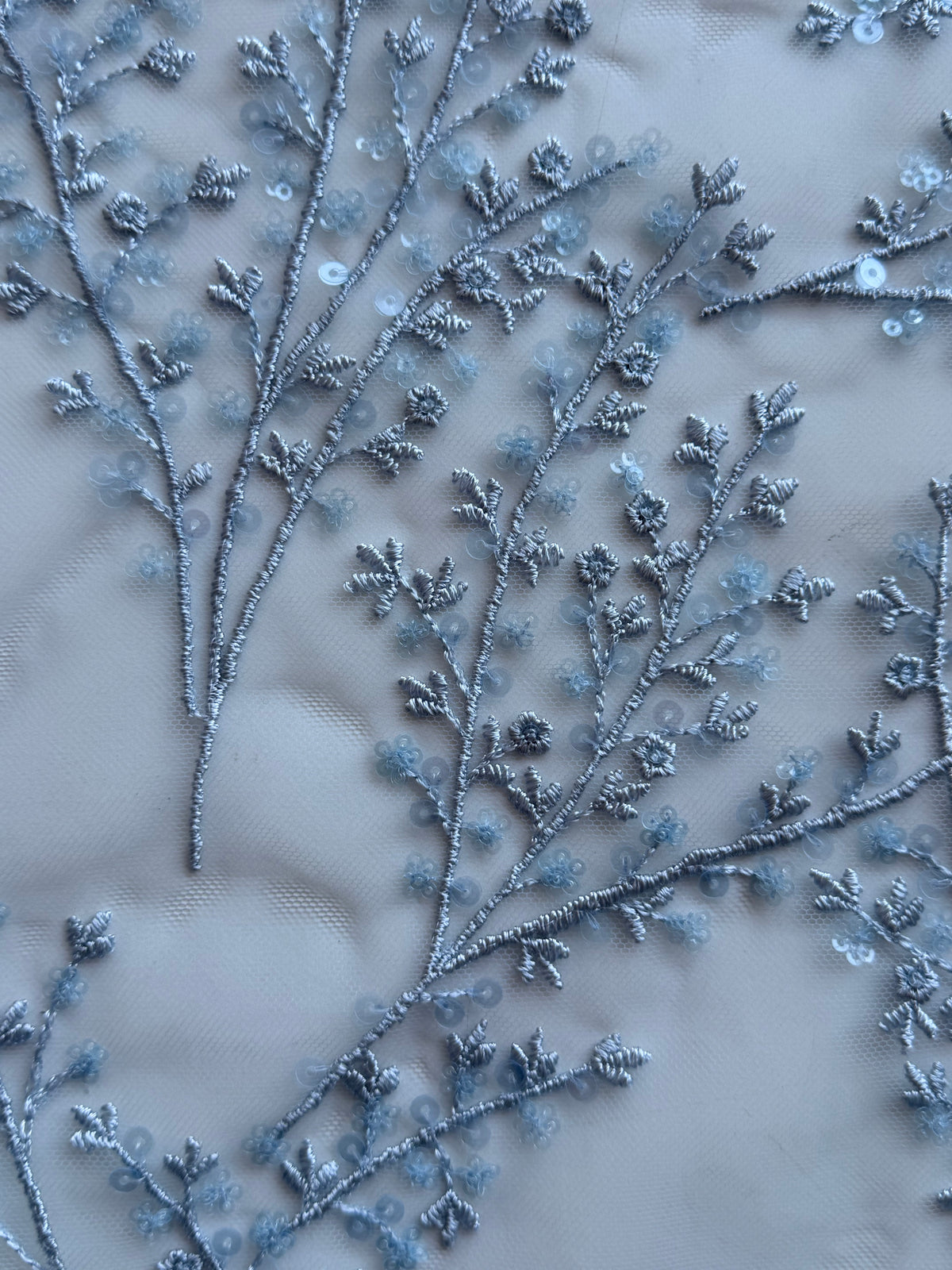 Paillettenspitze in Kalkstein - EB3065