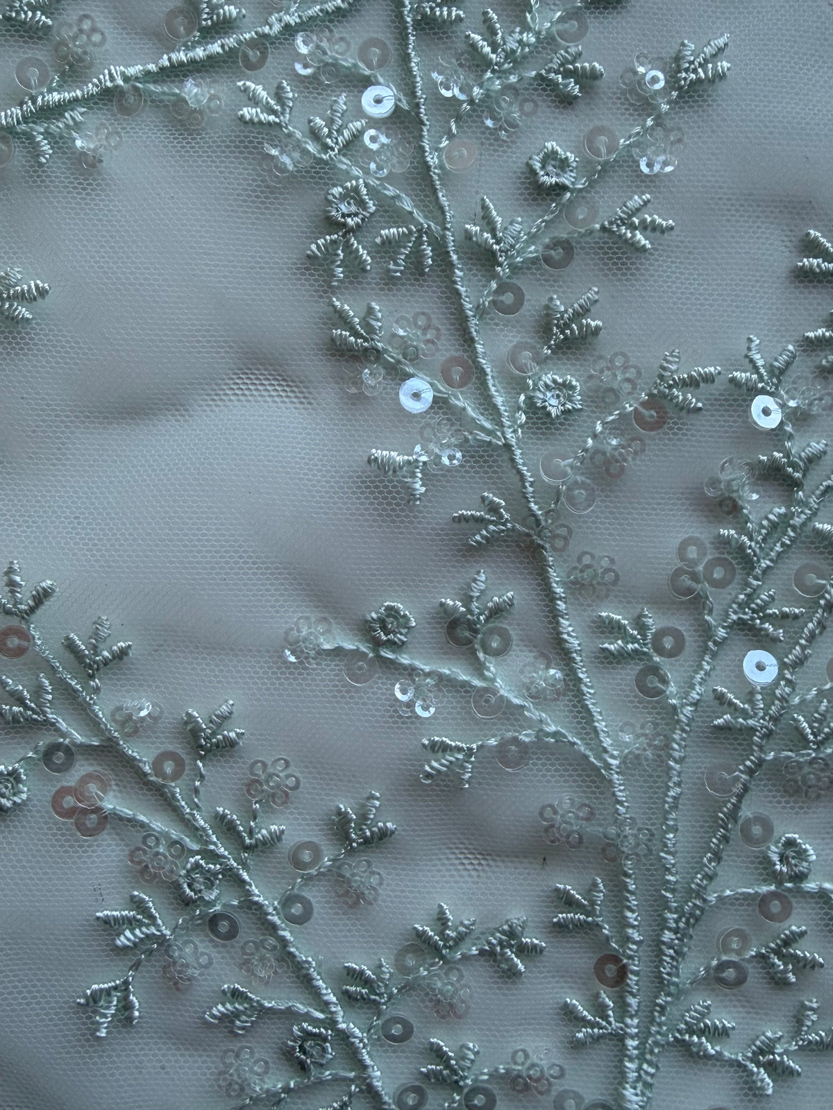 Hellgrüne Paillettenspitze - EB3065