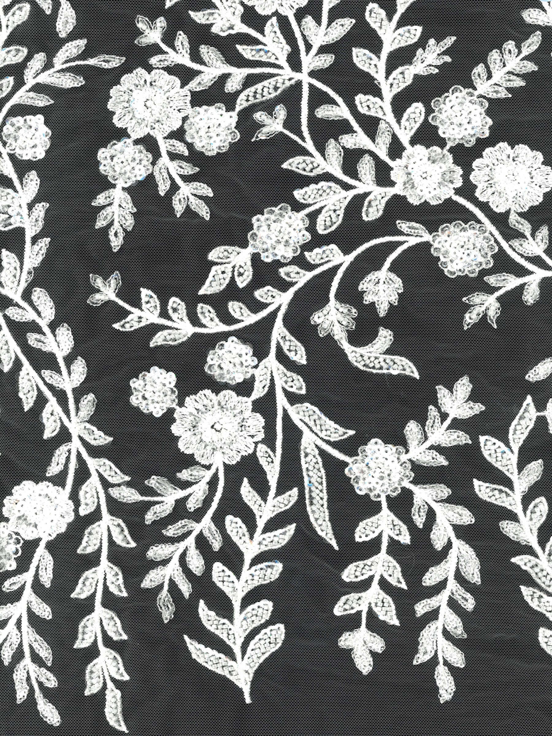 Elfenbeinfarbener, bestickter Tüll mit Perlen - EB1097