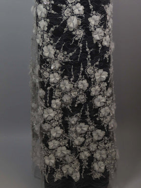 Elfenbeinfarbener, 3D-bestickter Tüll mit Perlen - EB1106