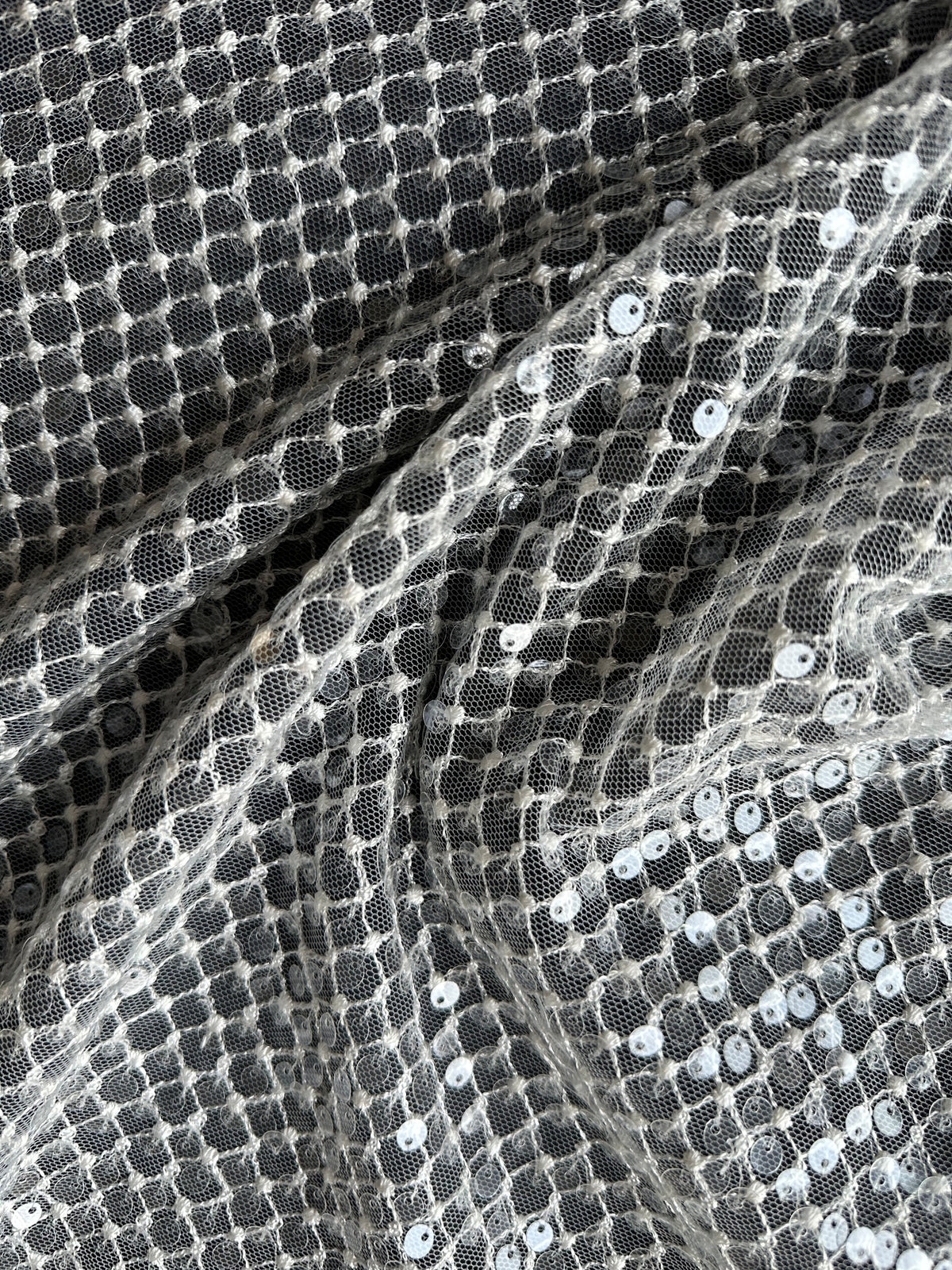 Elfenbeinfarbene Pailletten-Gitterspitze - EB3032 