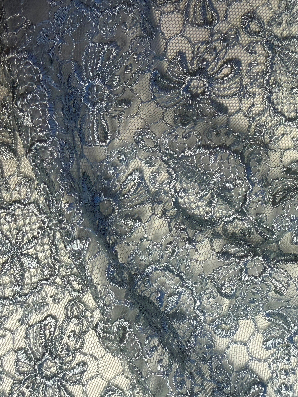 Entenei-farbene Stickspitze - EB5010