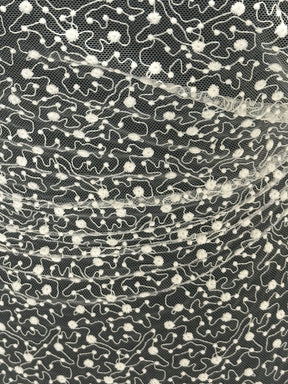 Elfenbeinfarbene bestickte Spitze - EB5027