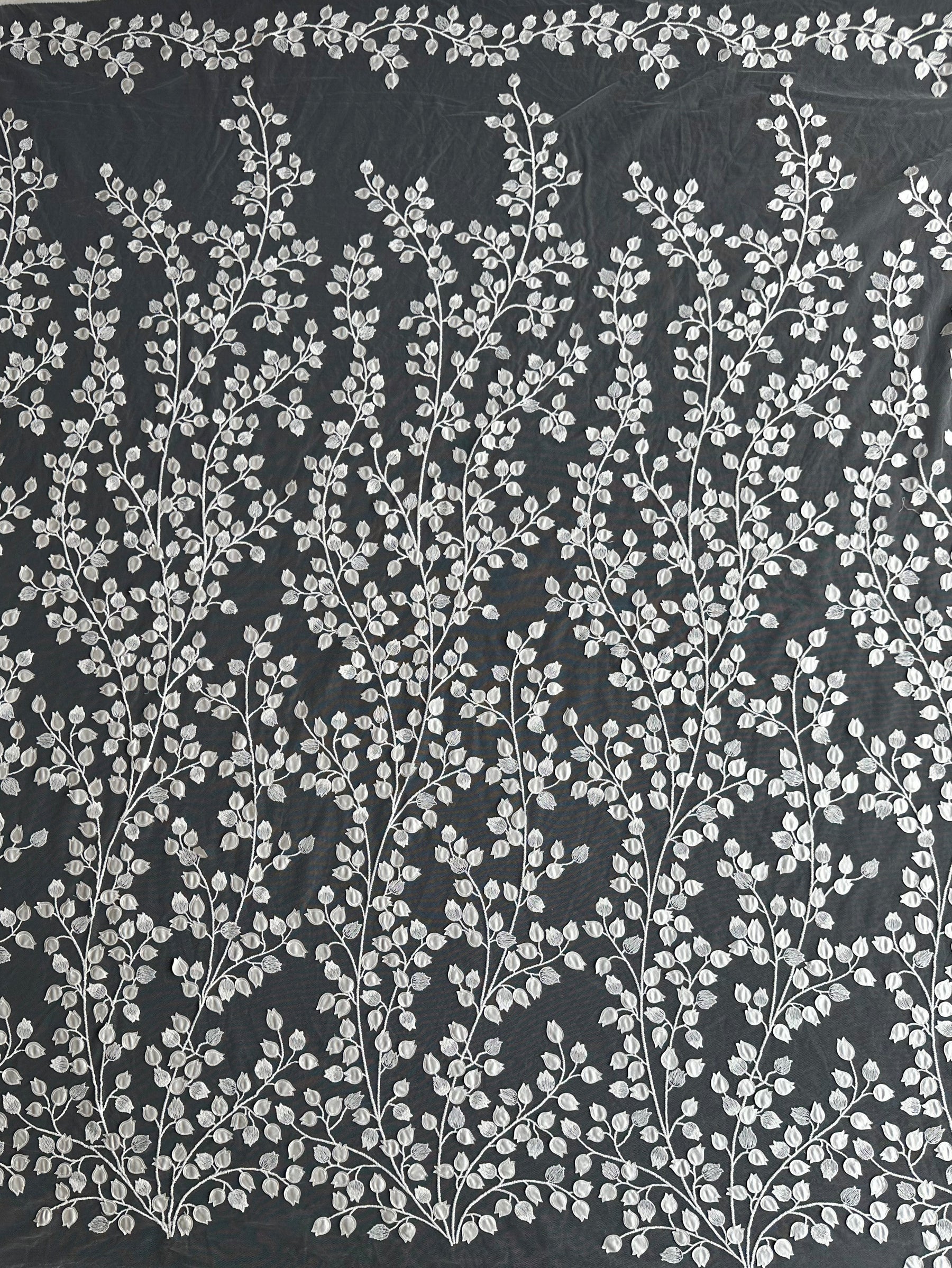 Elfenbeinfarbene 3D-Stickspitze - EB5034