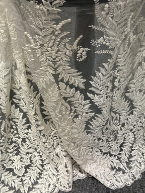 Elfenbeinfarbene Stickspitze - EB5043