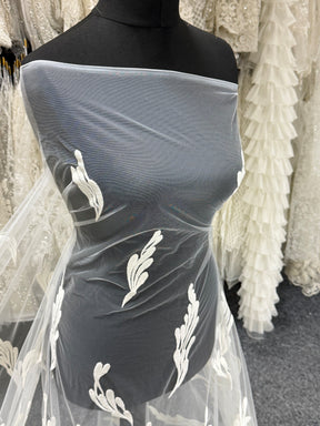 Elfenbeinfarbene Stickspitze - EB5053