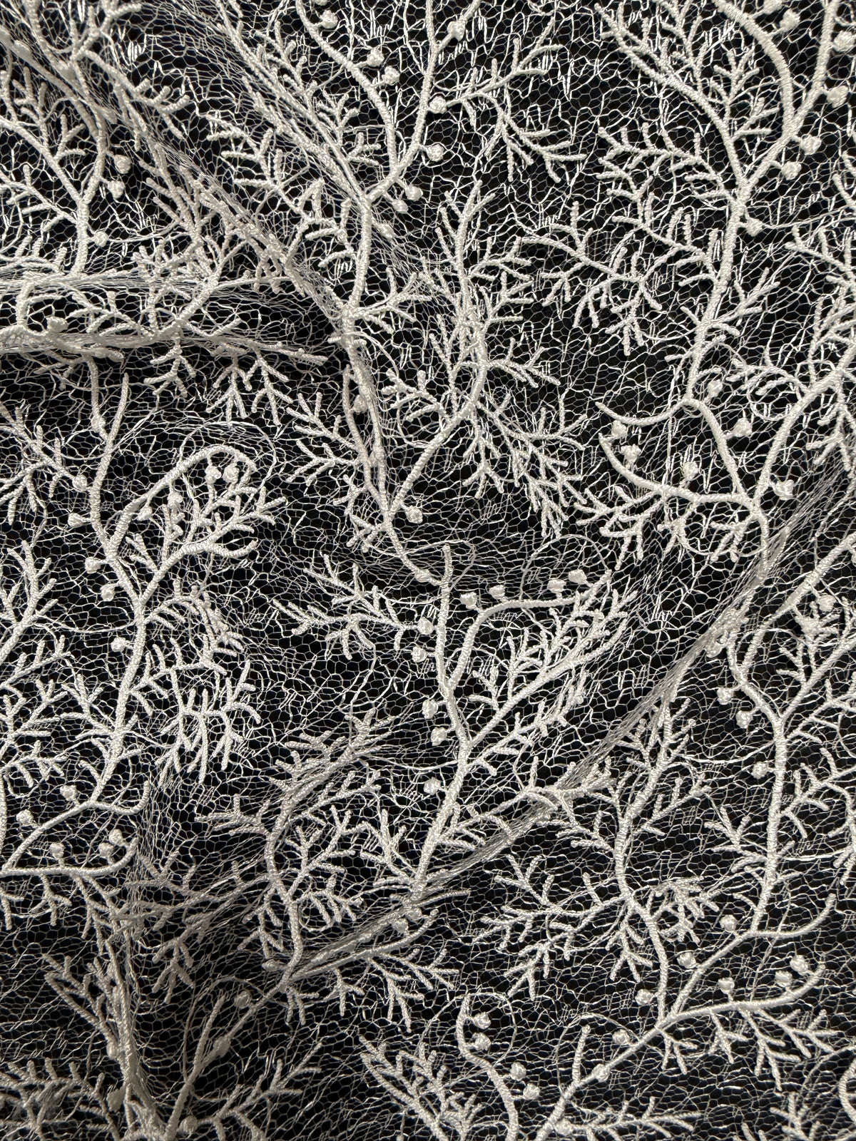 Elfenbeinfarbene Stickspitze - EB5054