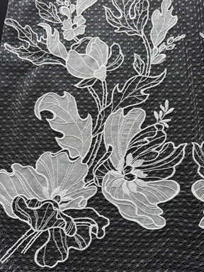 Elfenbeinfarbene Stickspitze - EB5058