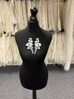 Elfenbeinfarbene florale Spitzenapplikationen – MT6003