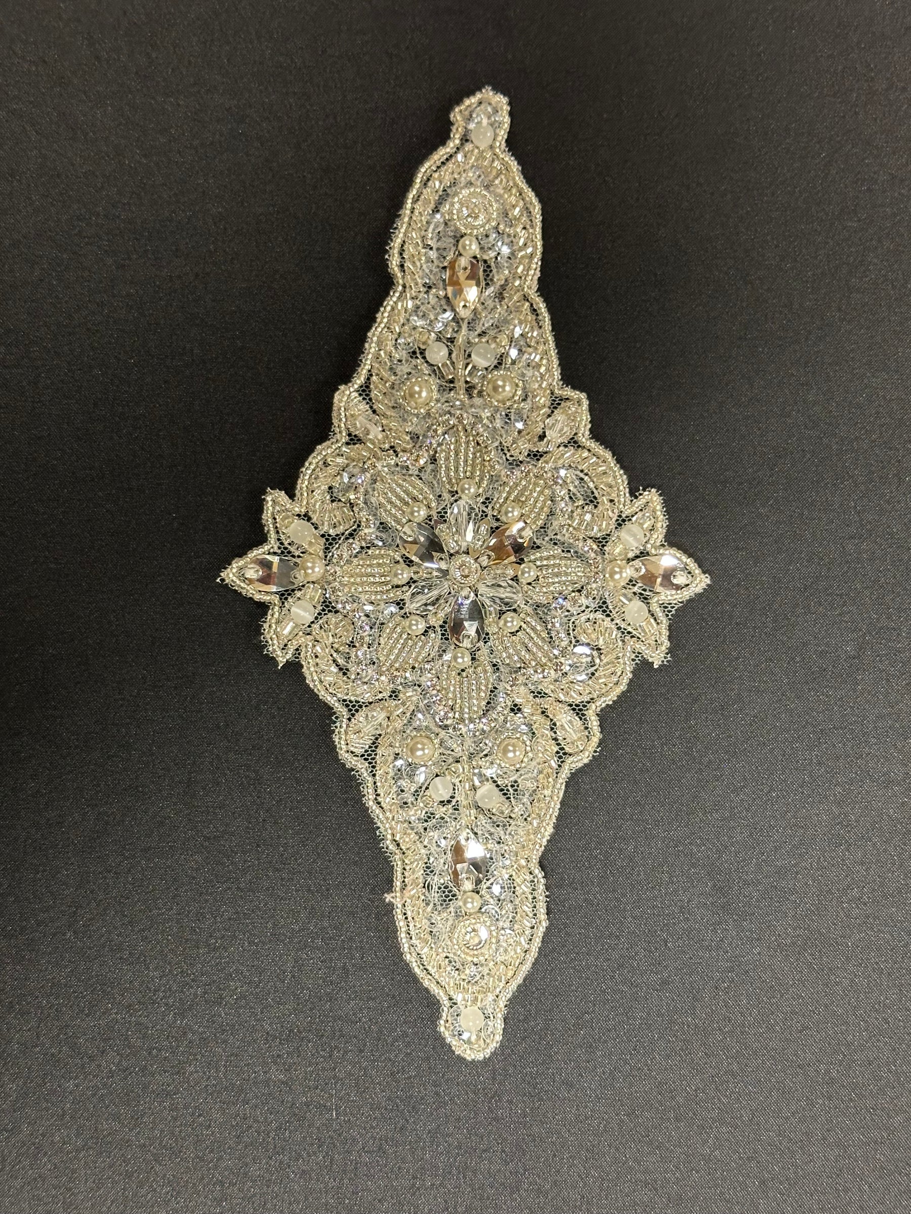 Kristallstickerei - Mascon (CF AP 2195)