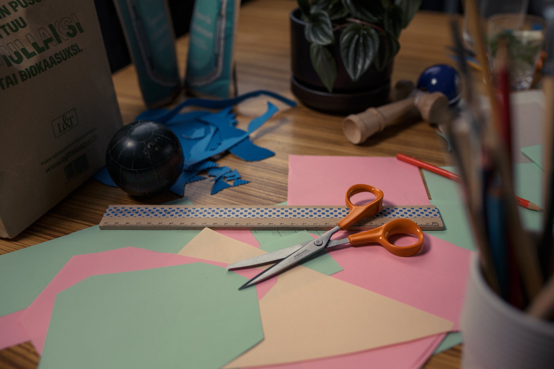 16 cm Fiskars Papierschere - S1