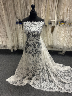 Elfenbeinfarbene Kordelspitze – Fia