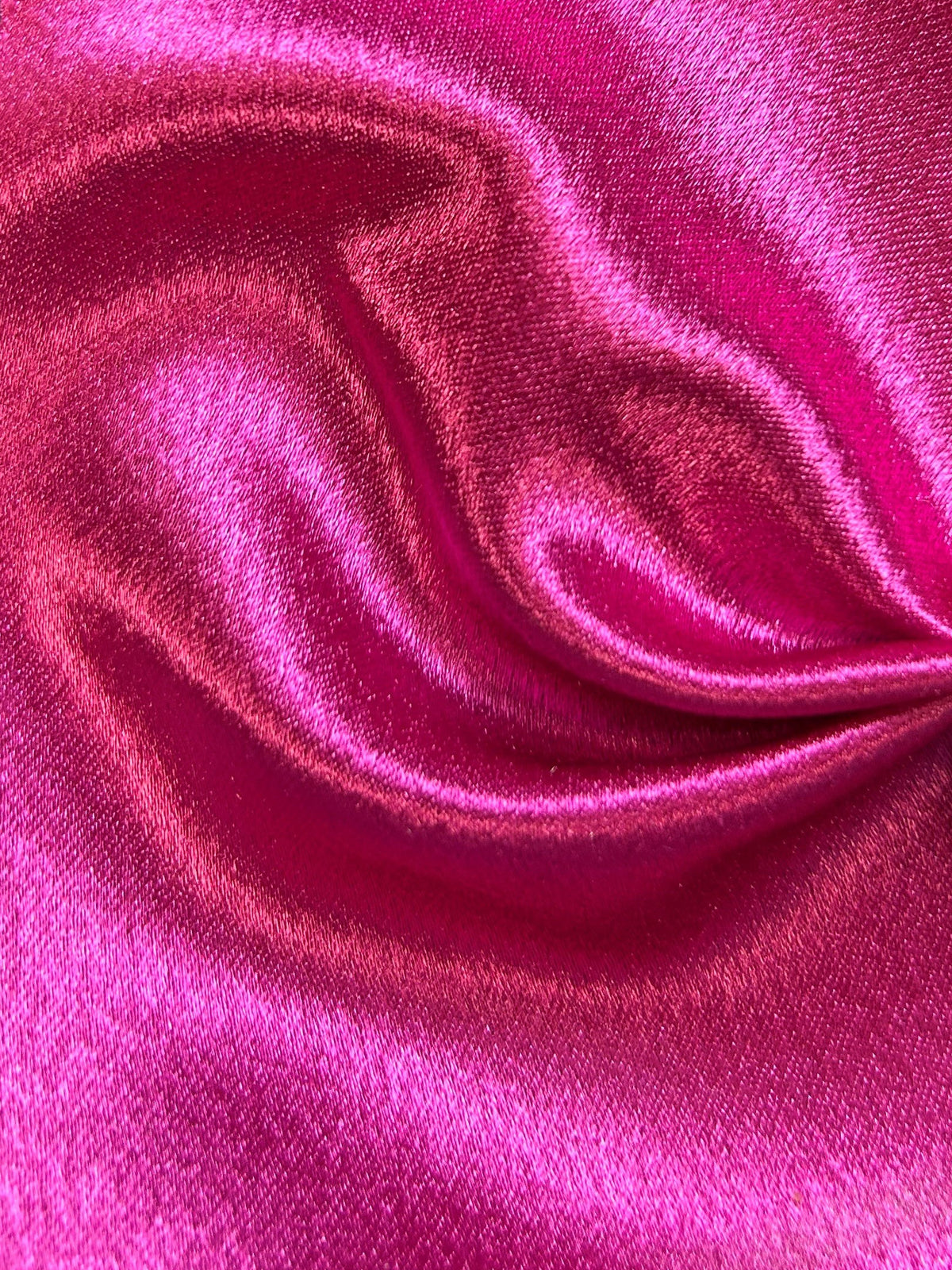 Fuchsiafarbener Polyester-Krepp-Rückensatin – Desire
