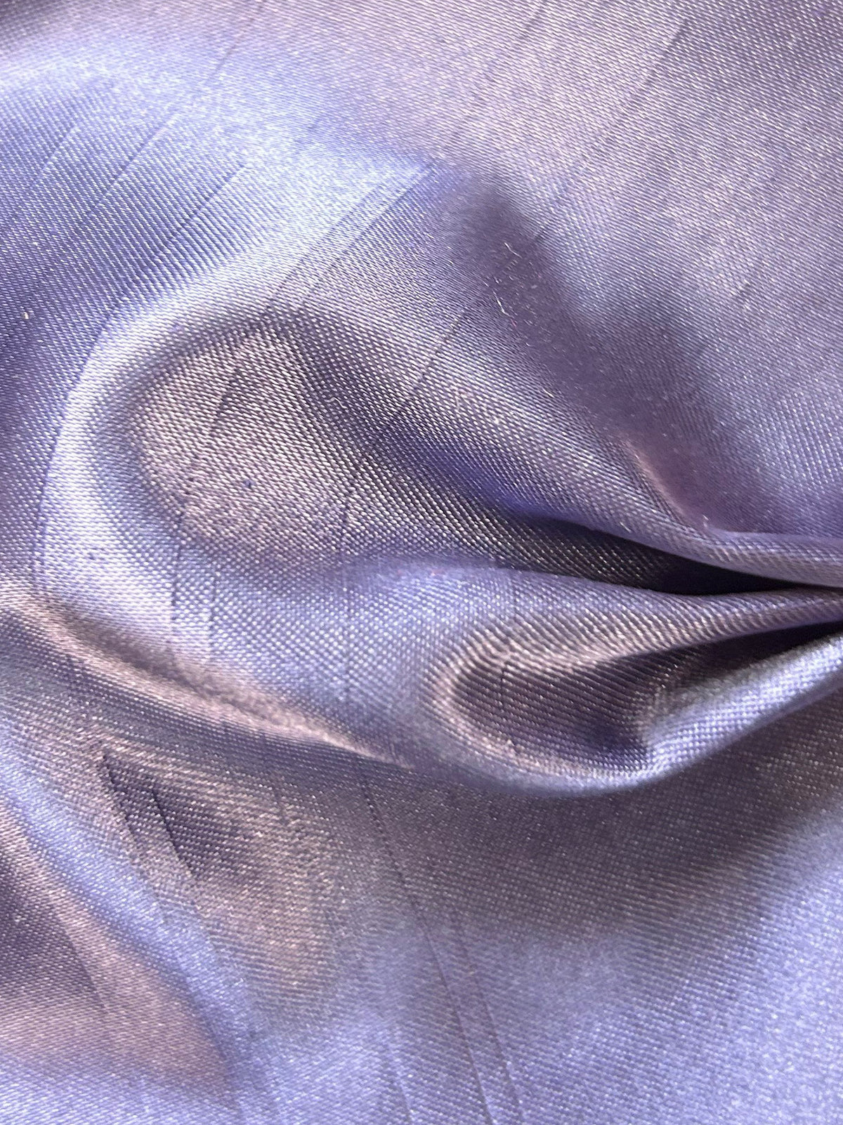 Dupion aus Polyester mit Satinrücken, Traubenfarbe – Klarheit