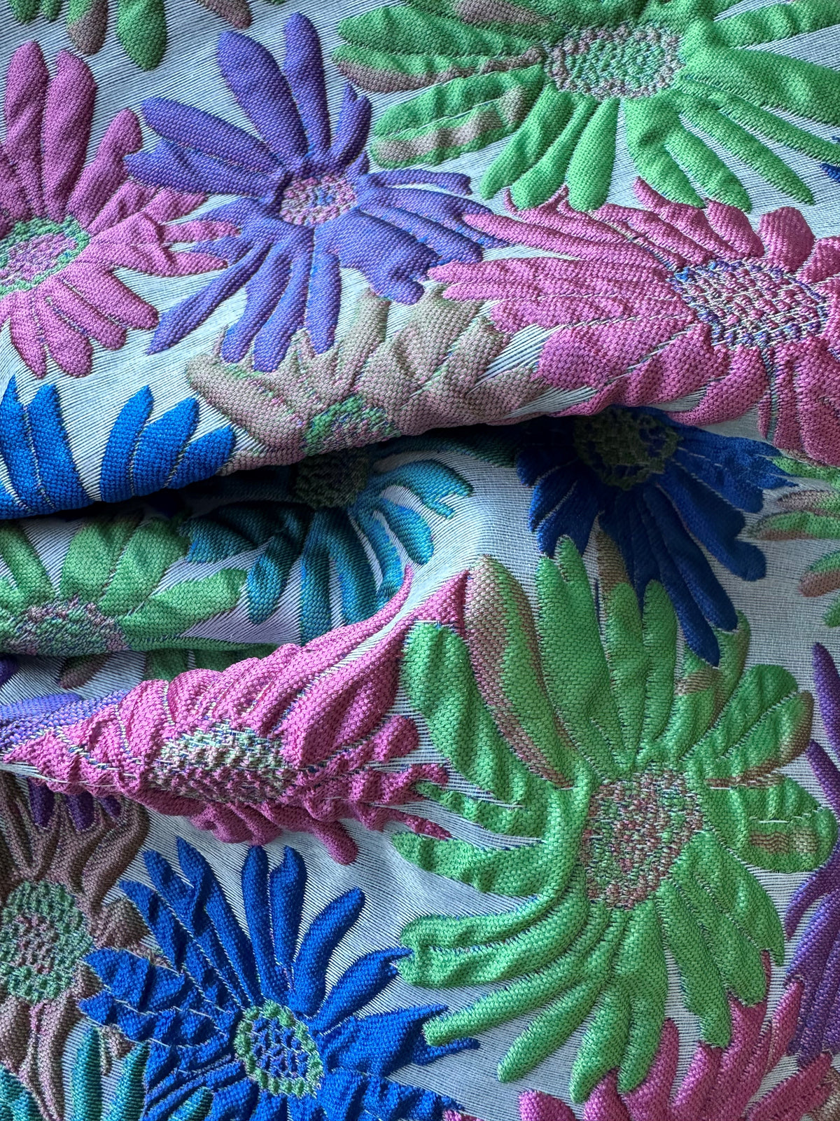 Mehrfarbiger Jacquard-Brokat - Native