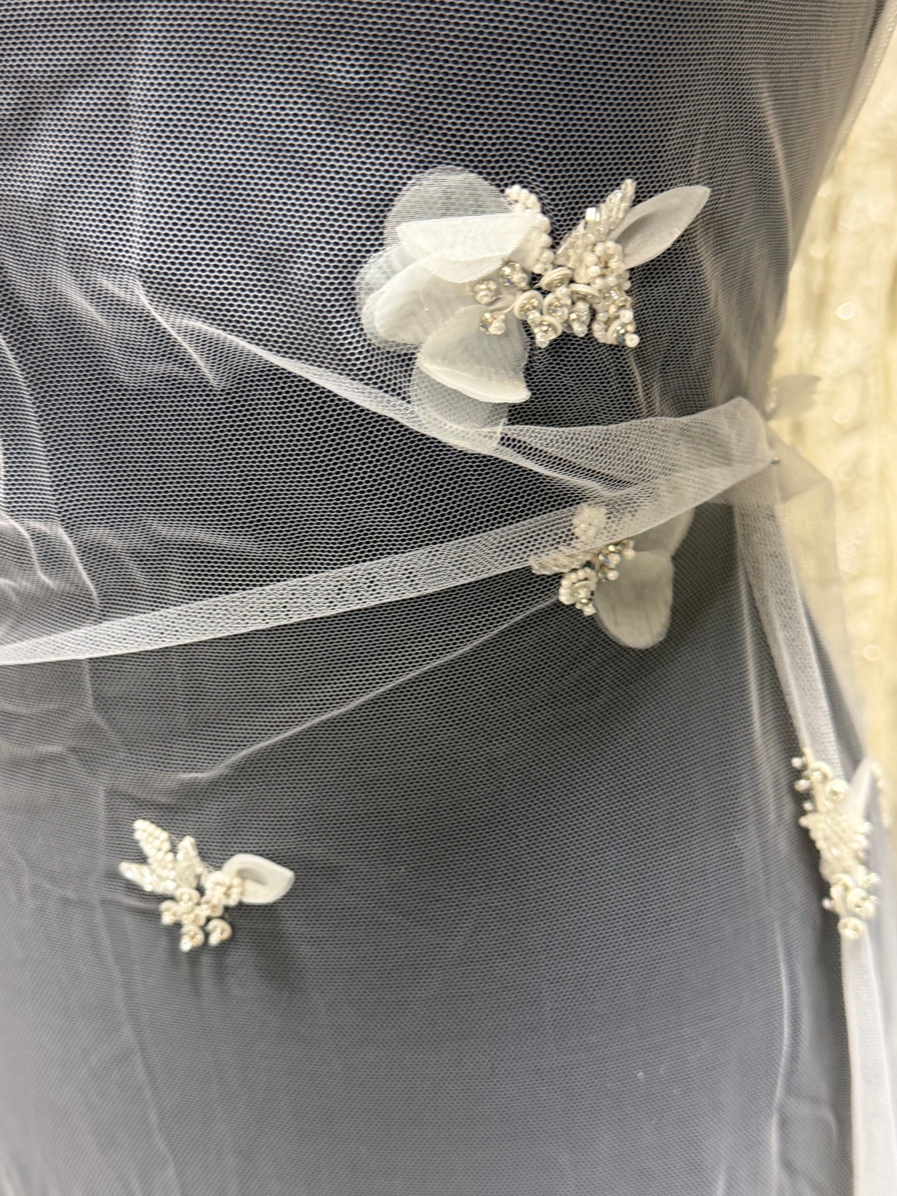 Ivory 3D Lace - Ethana