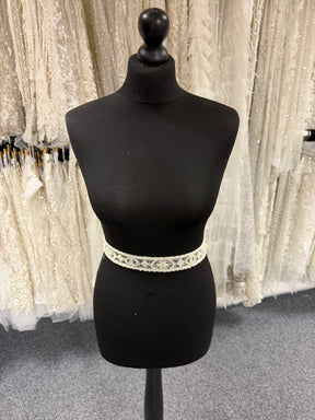 Ivory Beaded Lace Trim - T132
