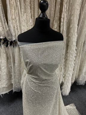 Elfenbeinfarbener Glitzertüll - Lily (CF)