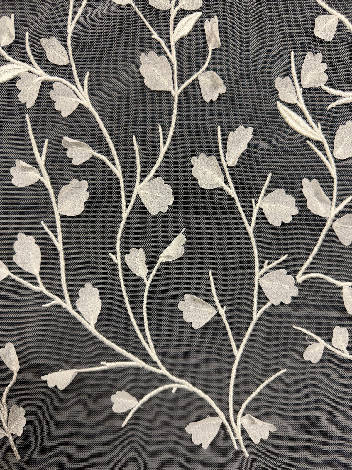 Elfenbeinfarbene Stickspitze - EB5028