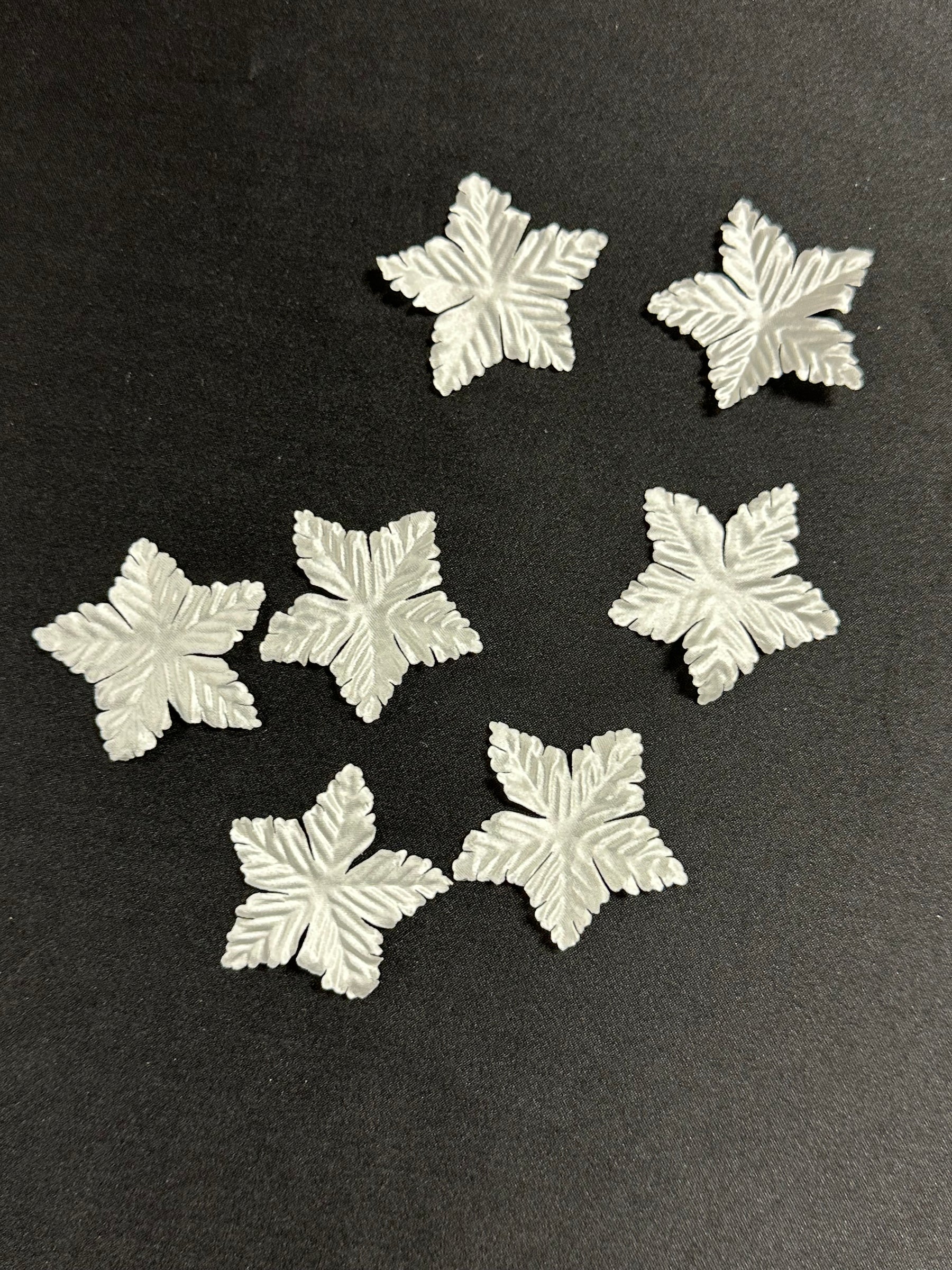 Elfenbeinfarbene 5-Blütenblätter - MM0031 (Beutel mit 144 Stück)