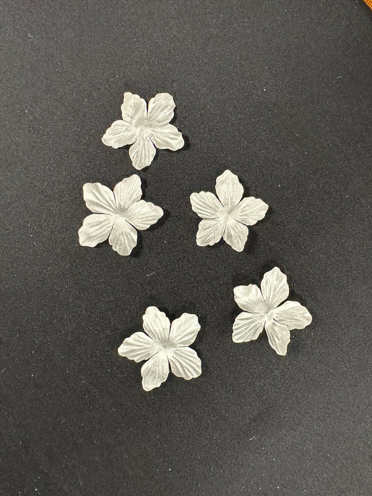 Elfenbeinfarbene Eco-Satinblumen - MM0039 (Beutel mit 144 Stück)
