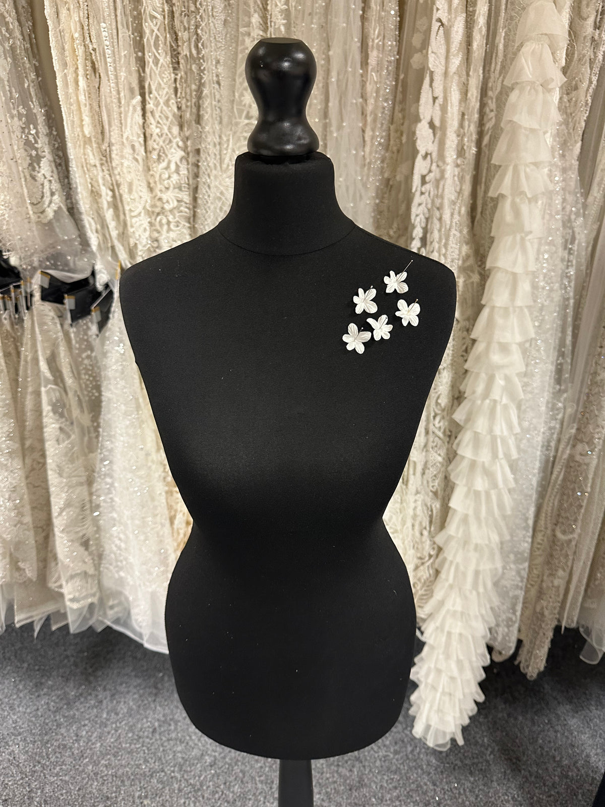 Elfenbeinfarbene 5-Blütenblätter - MM0035 (Beutel mit 144 Stück)