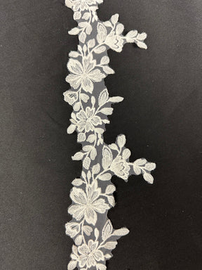 Elfenbeinfarbener Blumenbesatz - EF4024