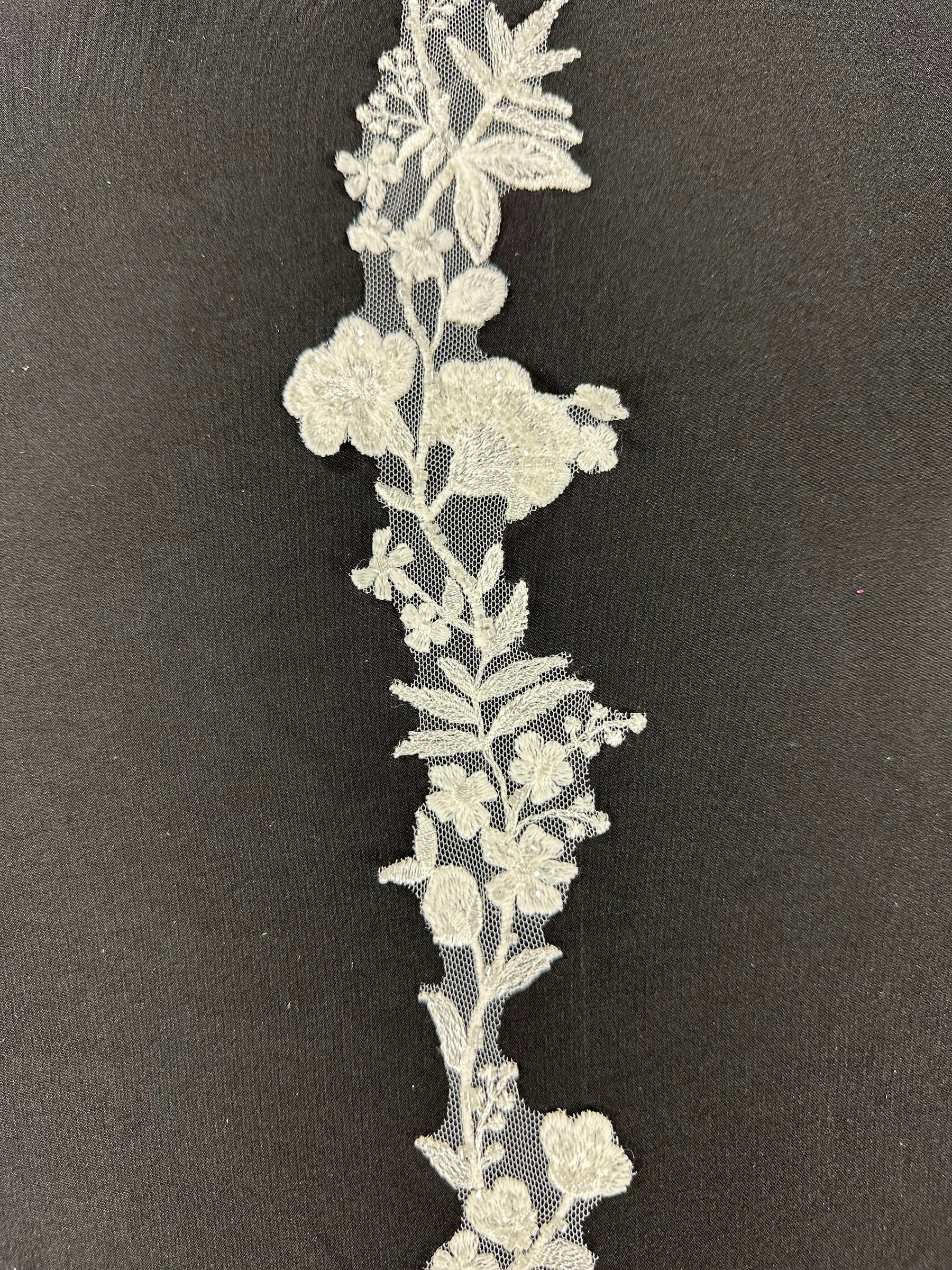 Elfenbeinfarbene Perlenspitzenborte - EF2006