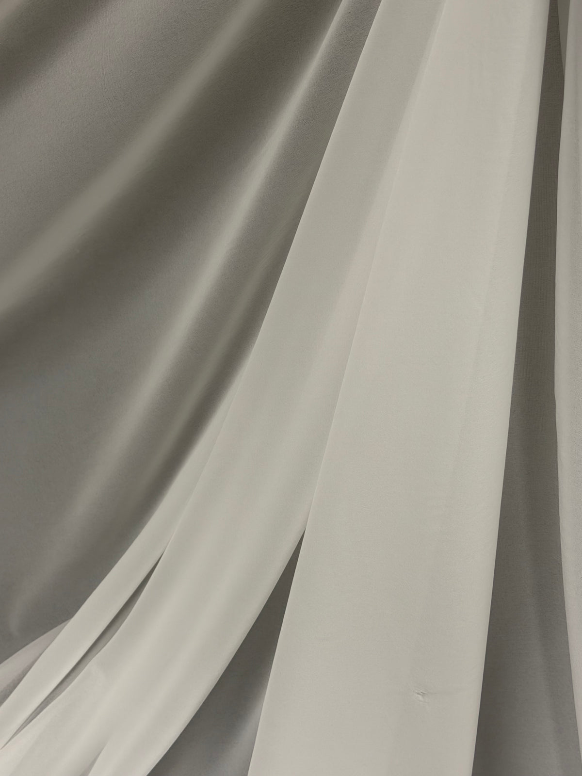 White Iron on Interlining - IN0002