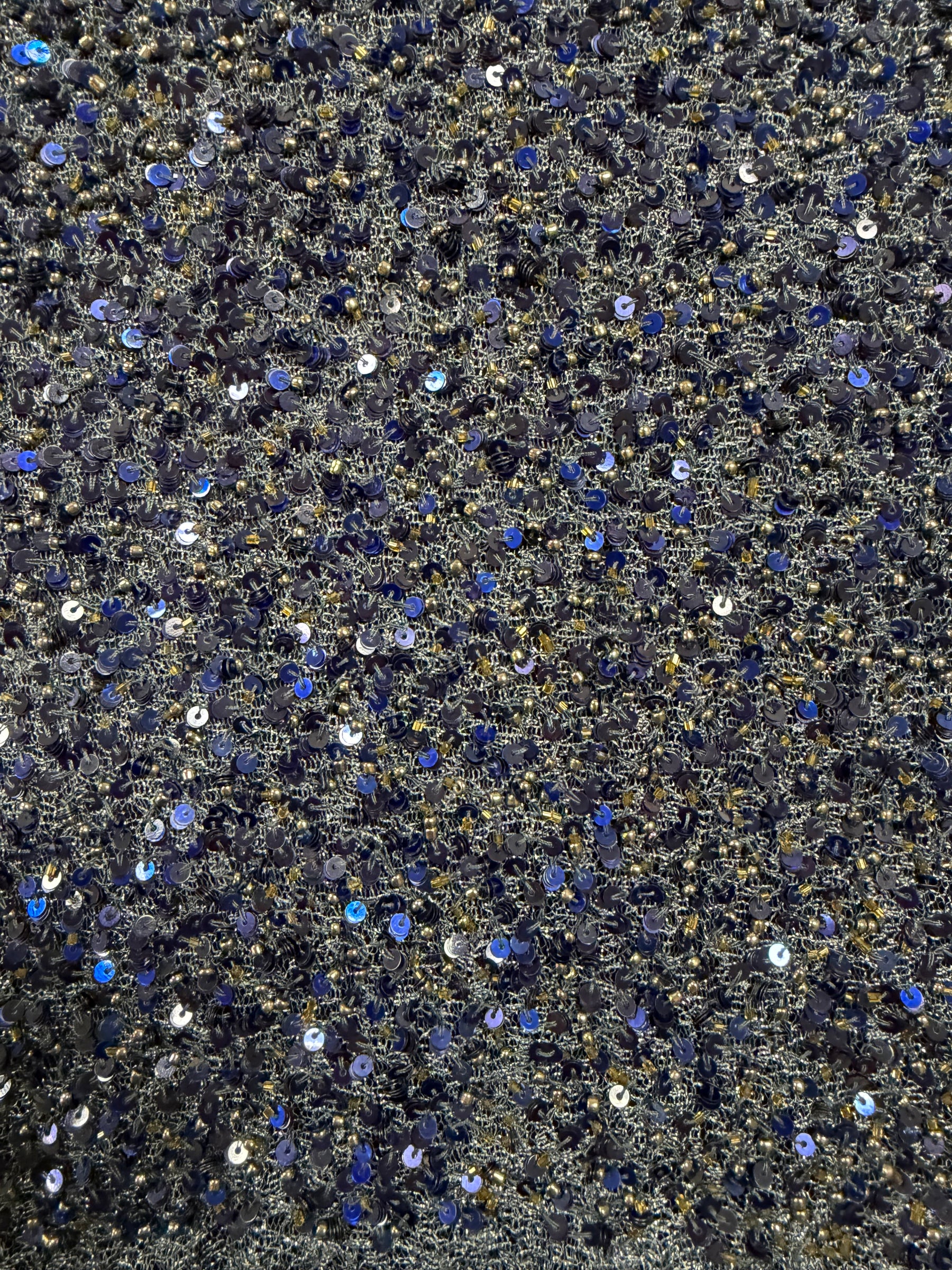 Marineblauer, bestickter Perlentüll - EB1011